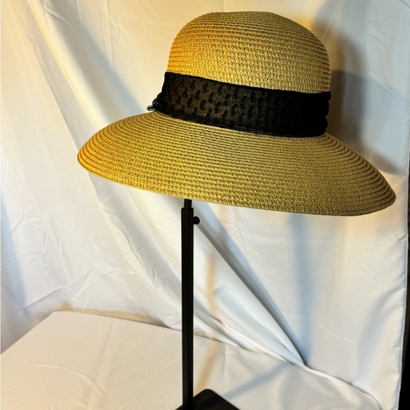 Tan & Black Wide Brim Woven Sun Hat, Elegant Resort Beach Hat - Picture 2 of 6